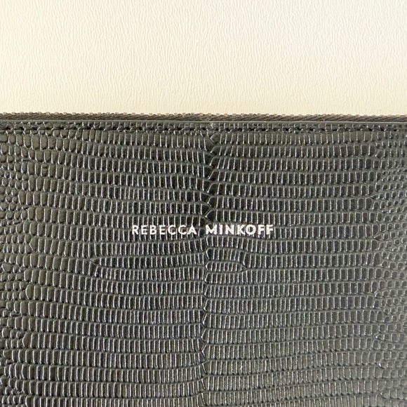 Rebecca Minkoff Wristlet Textured Leather Casual Classic Chic Minimal Black - Picture 3 of 7